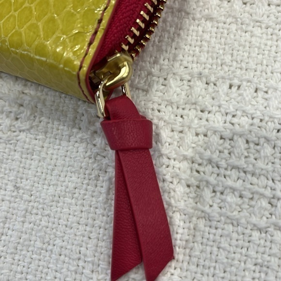 Tory Burch multicolored snake skin embossed like new wallet - Picture 8 of 10